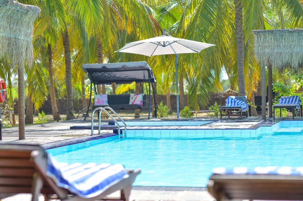De Silva Palm Resort Kalpitiya Exterior photo